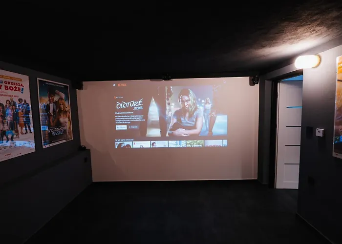 Vila Czaremka - Sauna, Basen, Kino, Bilard, Bawialnia