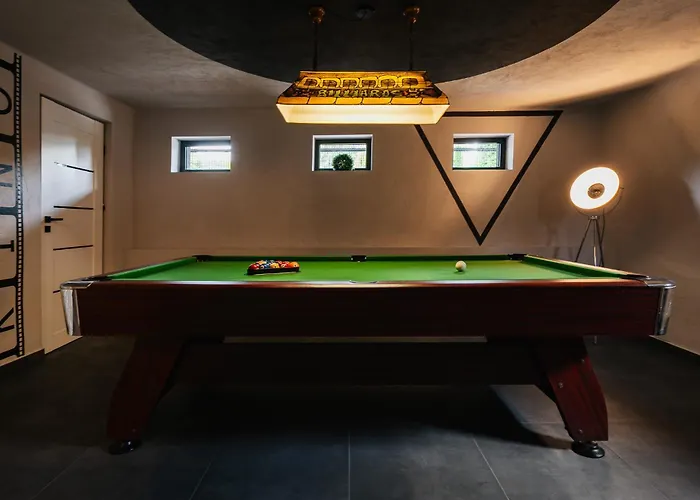 Czaremka - Sauna, Basen, Kino, Bilard, Bawialnia *